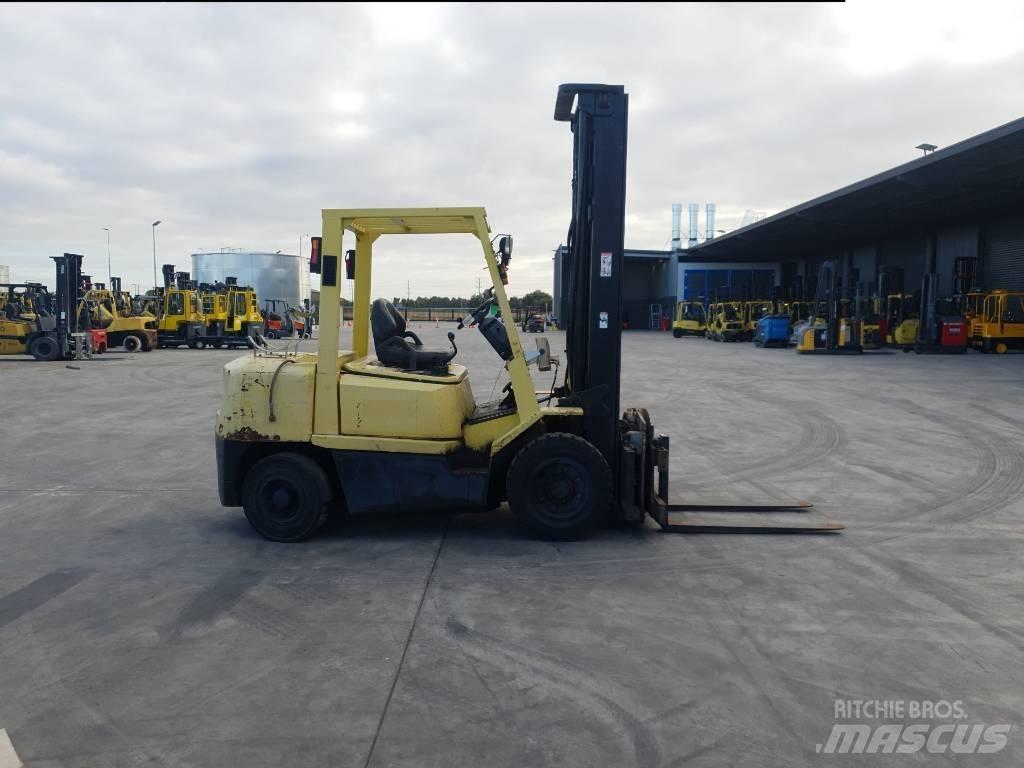 Hyster H4.00DX Gas Stapler