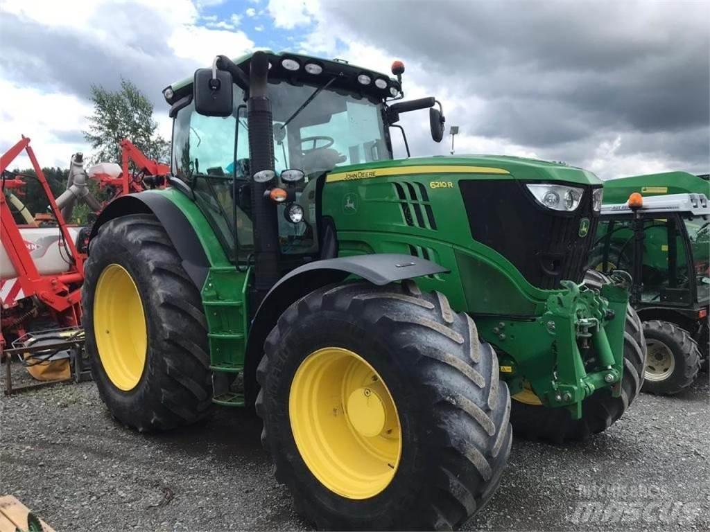John Deere 6210R Traktoren