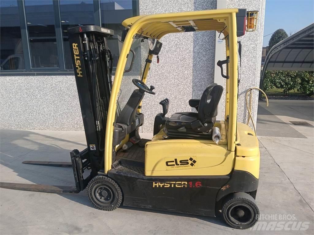 Hyster J1.6XNMWB Elektro Stapler