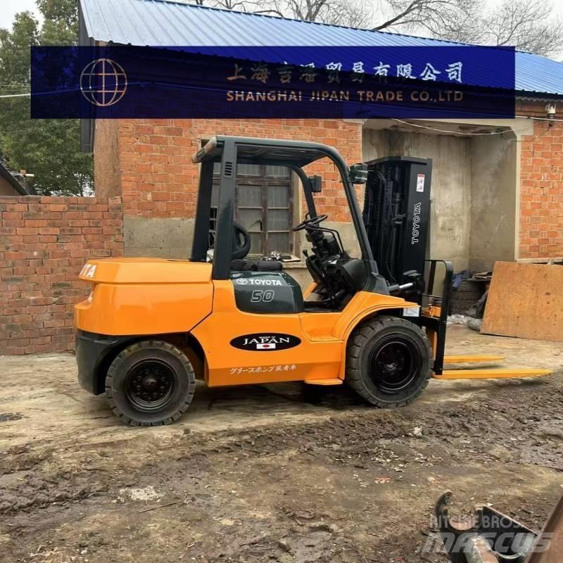 Toyota 5 ton Diesel Stapler