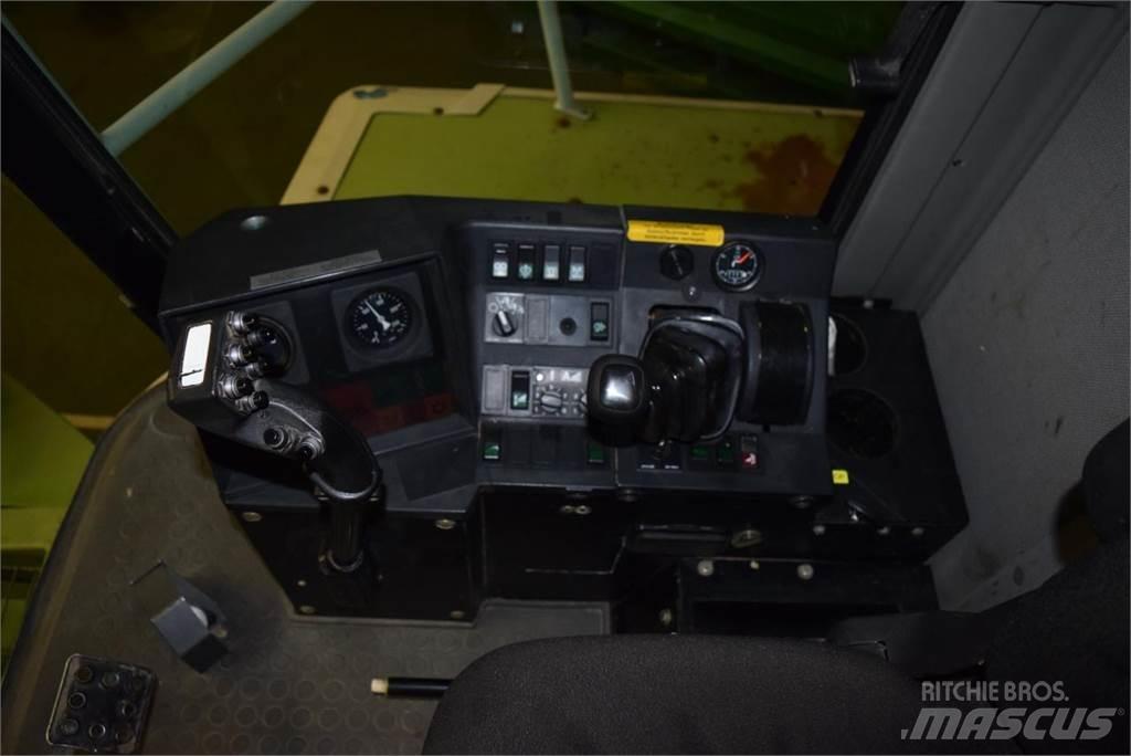 CLAAS Jaguar 820 Selbstfahrende Häcksler
