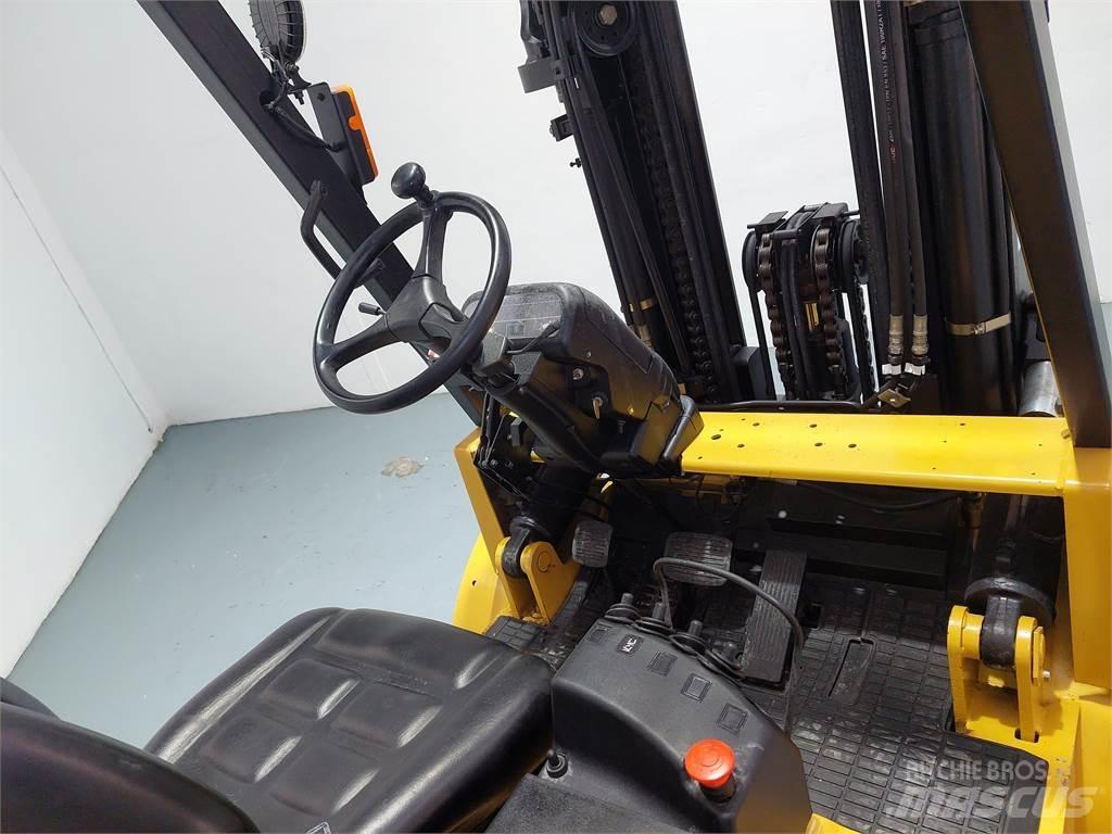 CAT DP45K Diesel Stapler