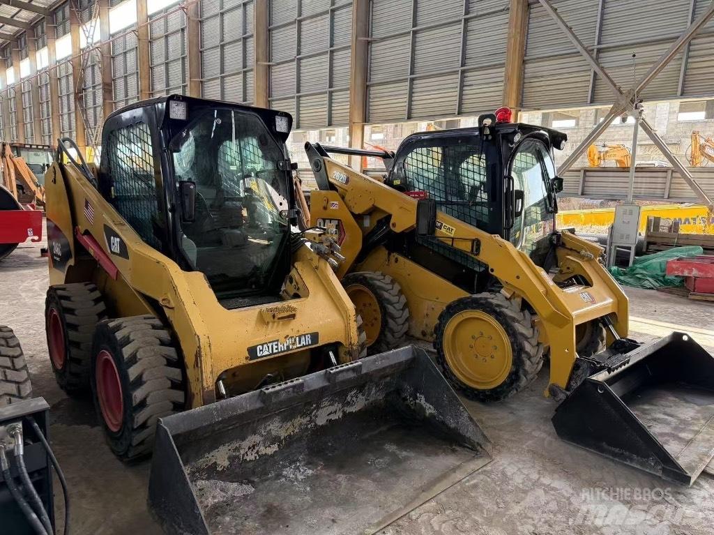 CAT 246C and 262D Kompaktlader