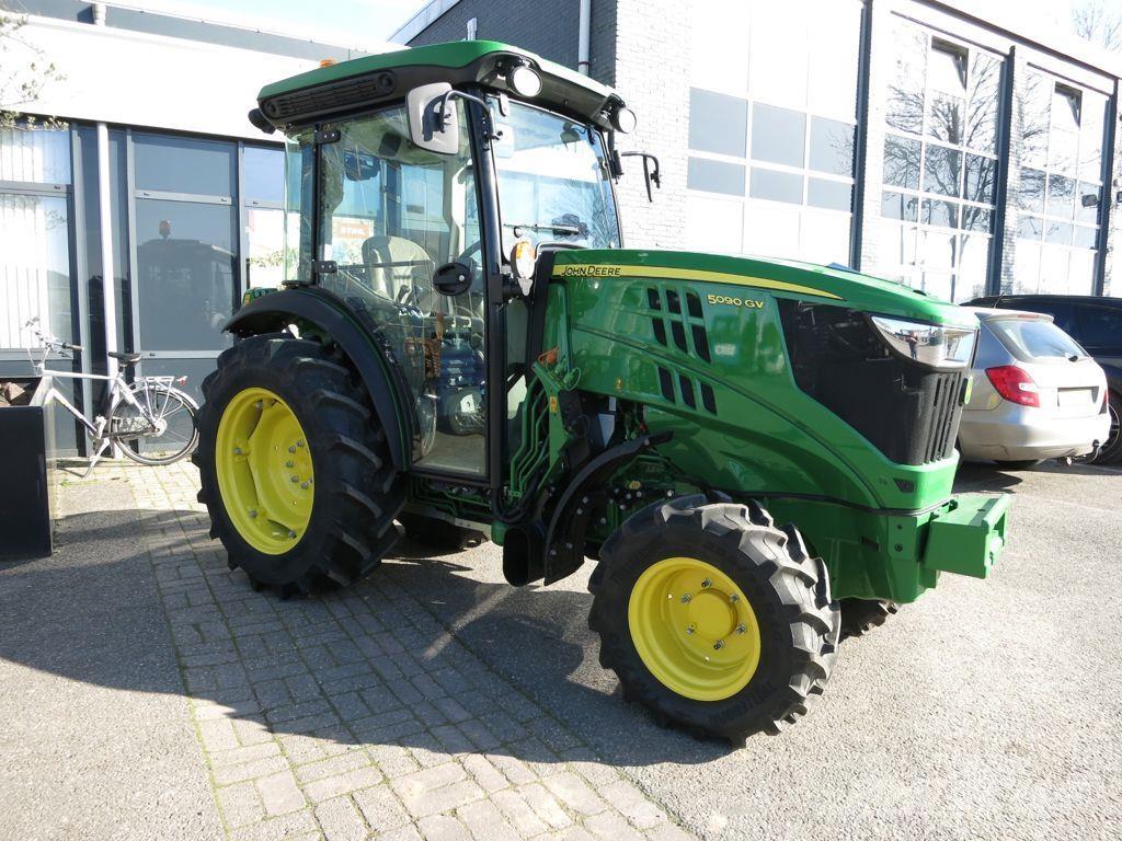 John Deere 5090GV Traktoren