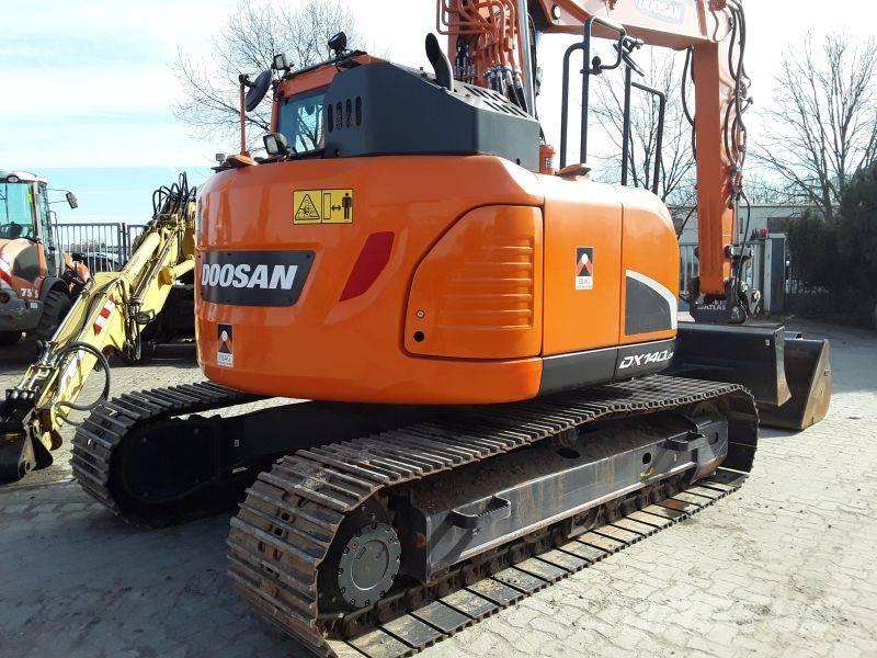 Doosan DX140LCR-5 Raupenbagger