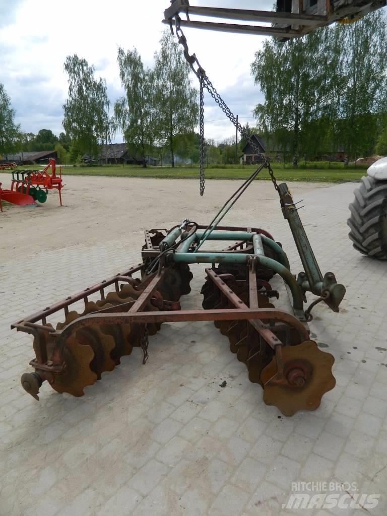 Kverneland 300 Scheibeneggen