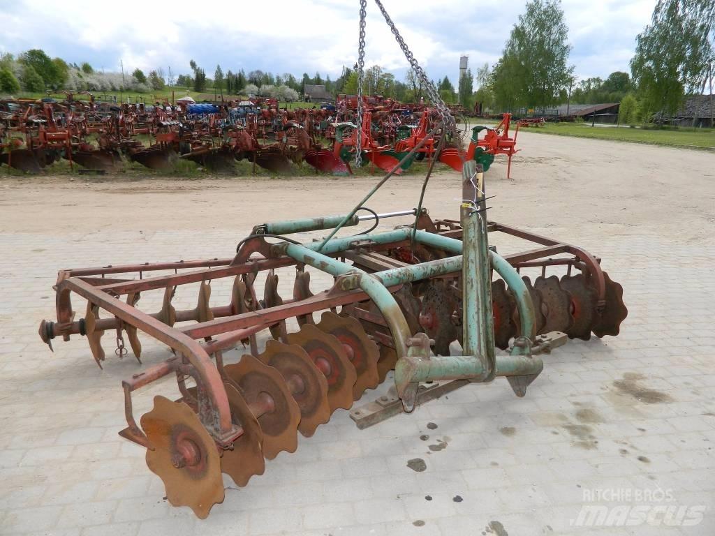 Kverneland 300 Scheibeneggen