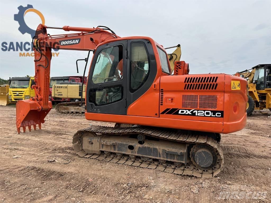 Doosan DX 120 Midibagger  7t - 12t