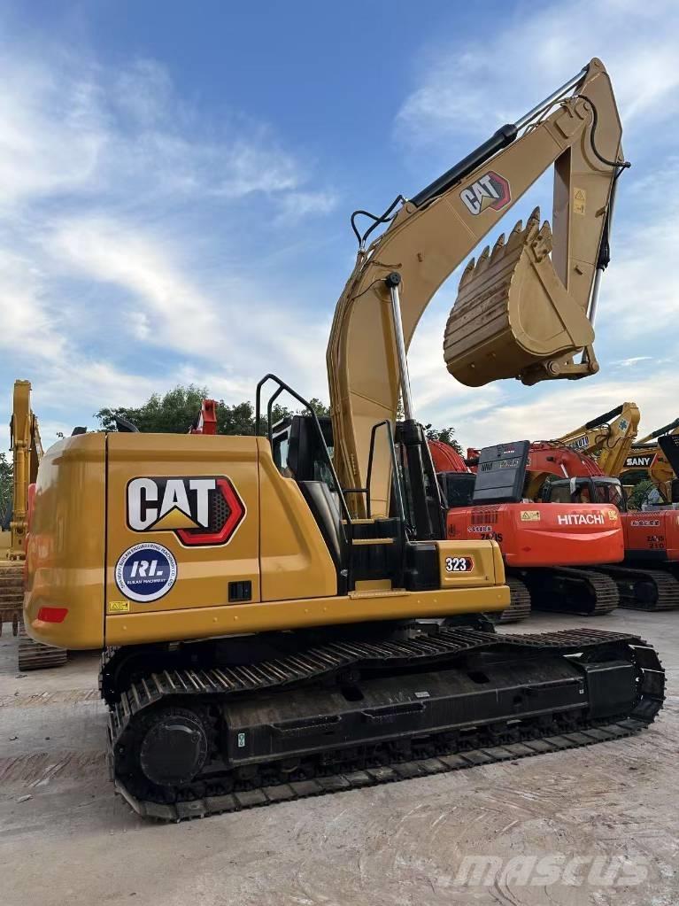 CAT 323 Raupenbagger
