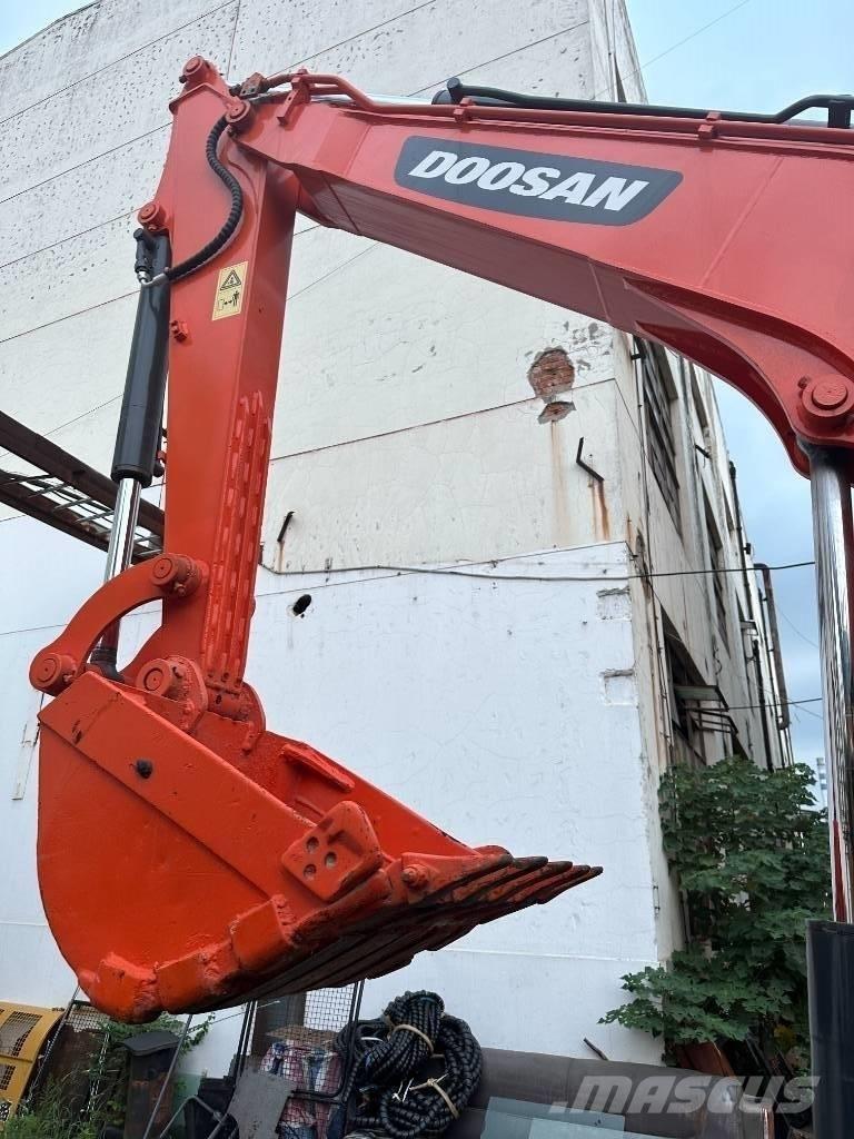 Doosan DX 60 Minibagger < 7t