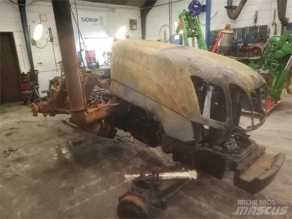 New Holland TS135A Traktoren