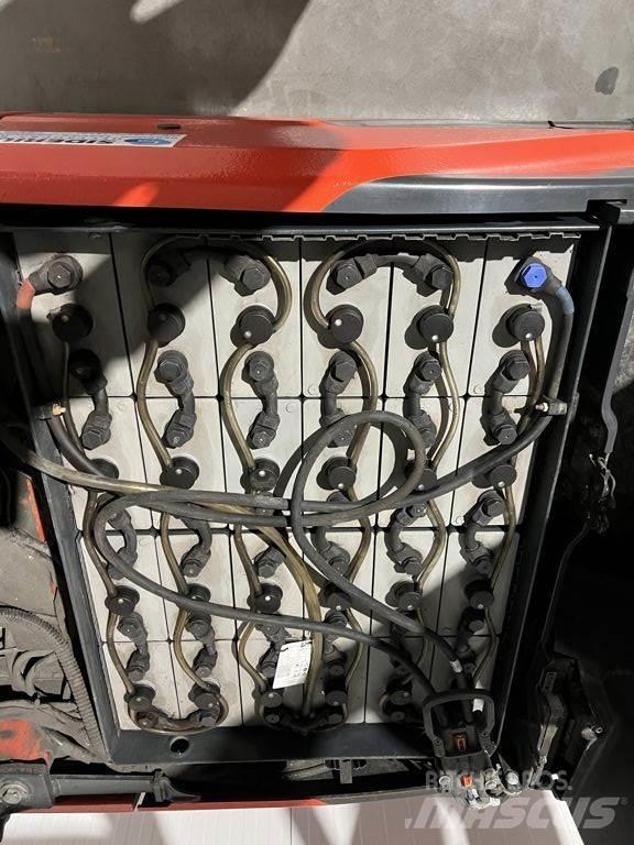 Linde E16-02 Elektro Stapler