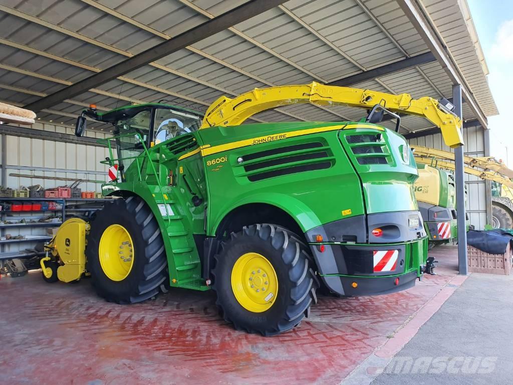 John Deere 8600I Selbstfahrende Häcksler