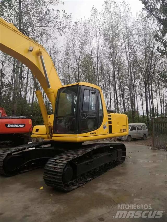 Komatsu PC 200-6 Raupenbagger