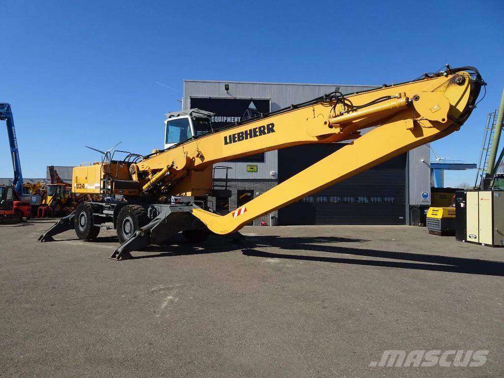 Liebherr A934CHD Materialumschlag