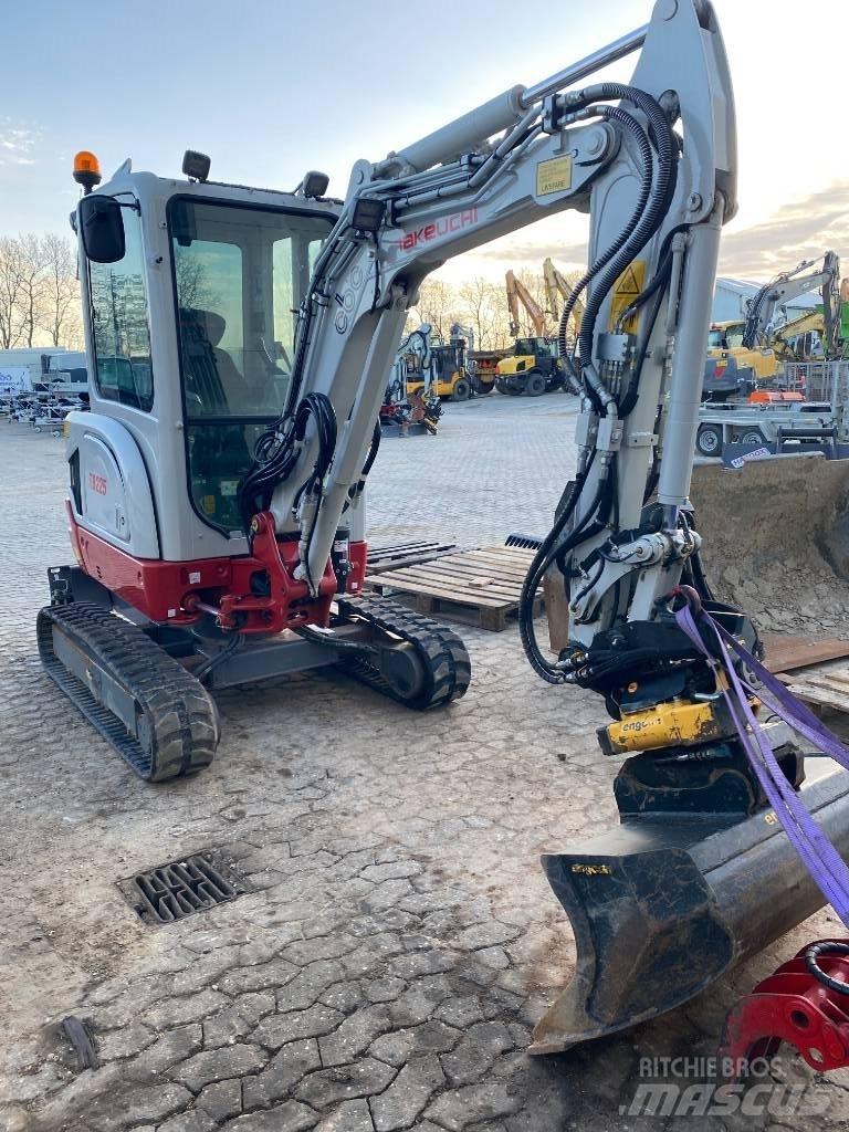 Takeuchi TB 225 Minibagger < 7t