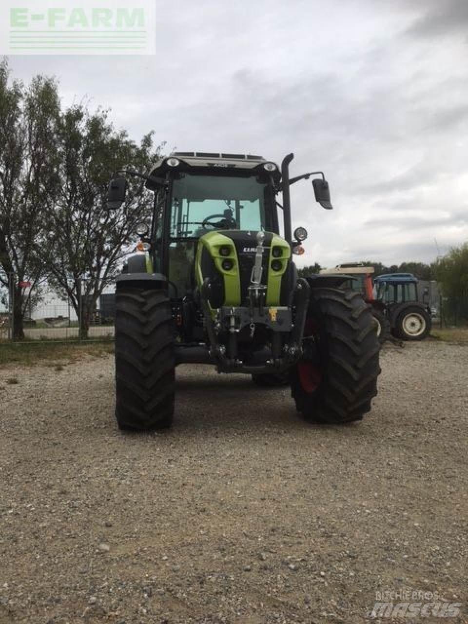 CLAAS axos 240 Traktoren