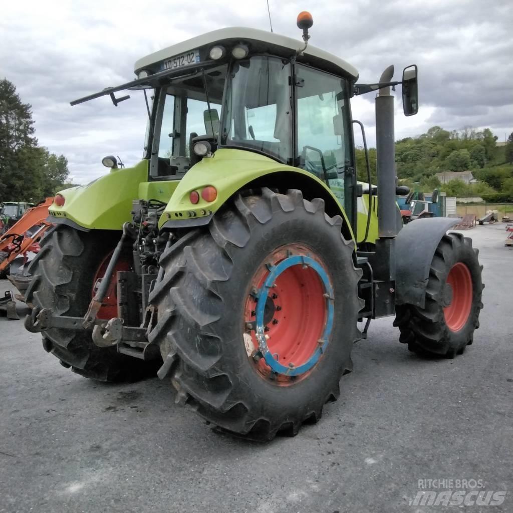 CLAAS Arion 640 Traktoren