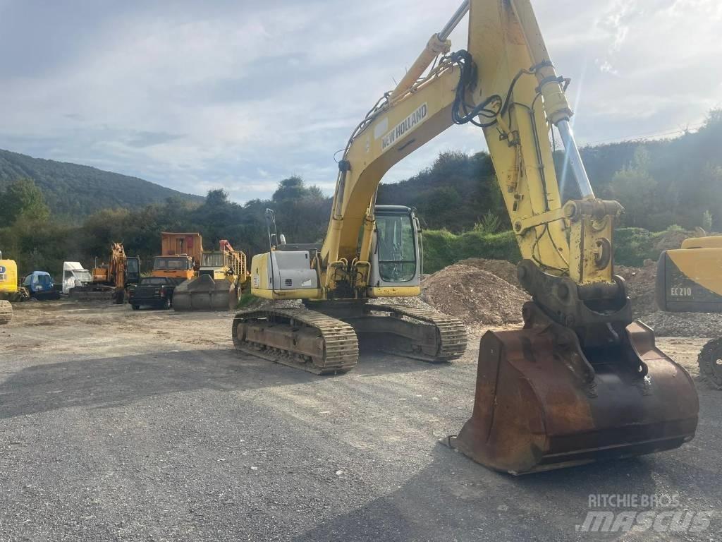 New Holland E 305 Raupenbagger