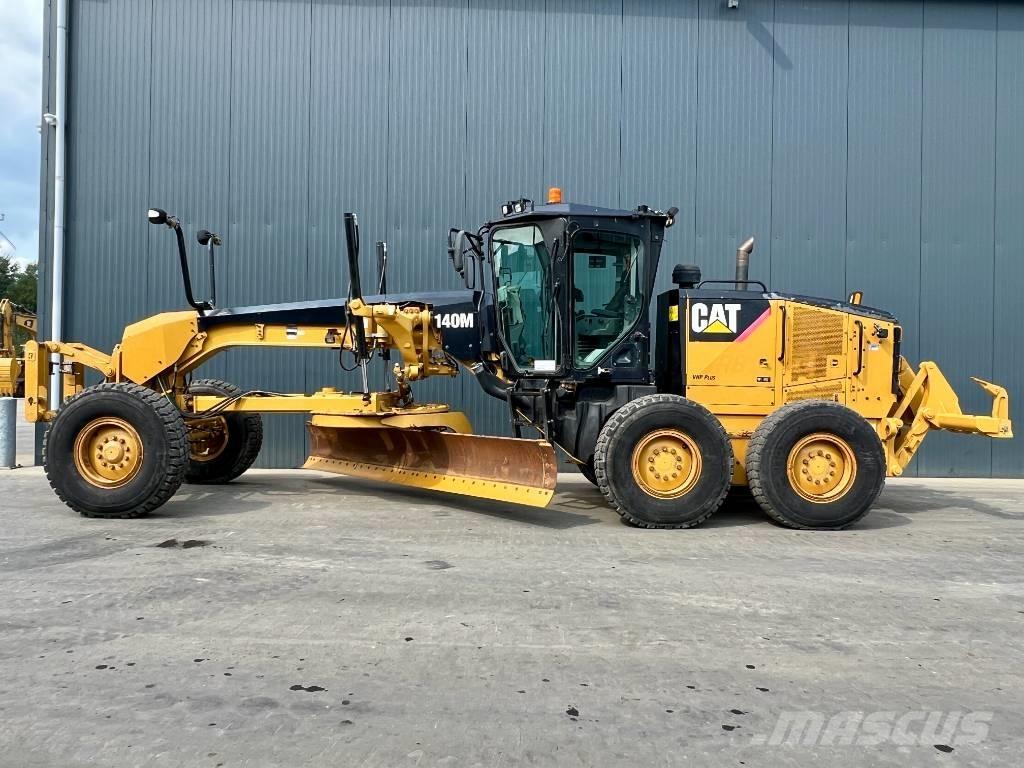 CAT 140M Grader