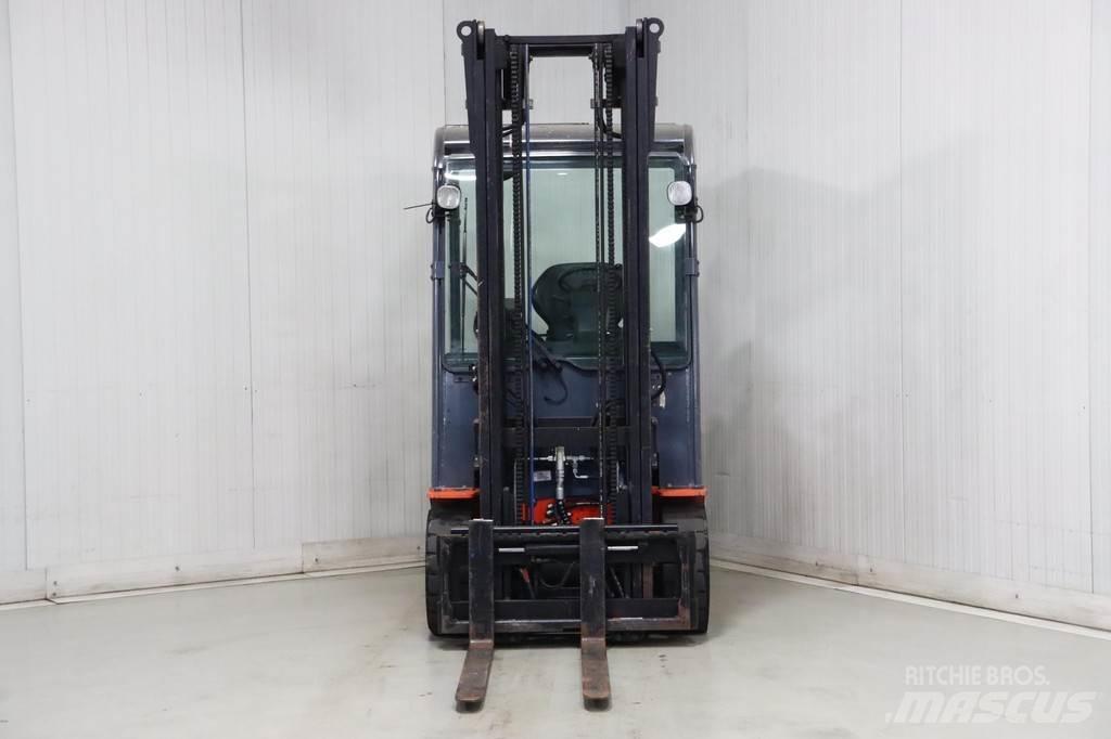 Toyota 8FBMKT25 Elektro Stapler