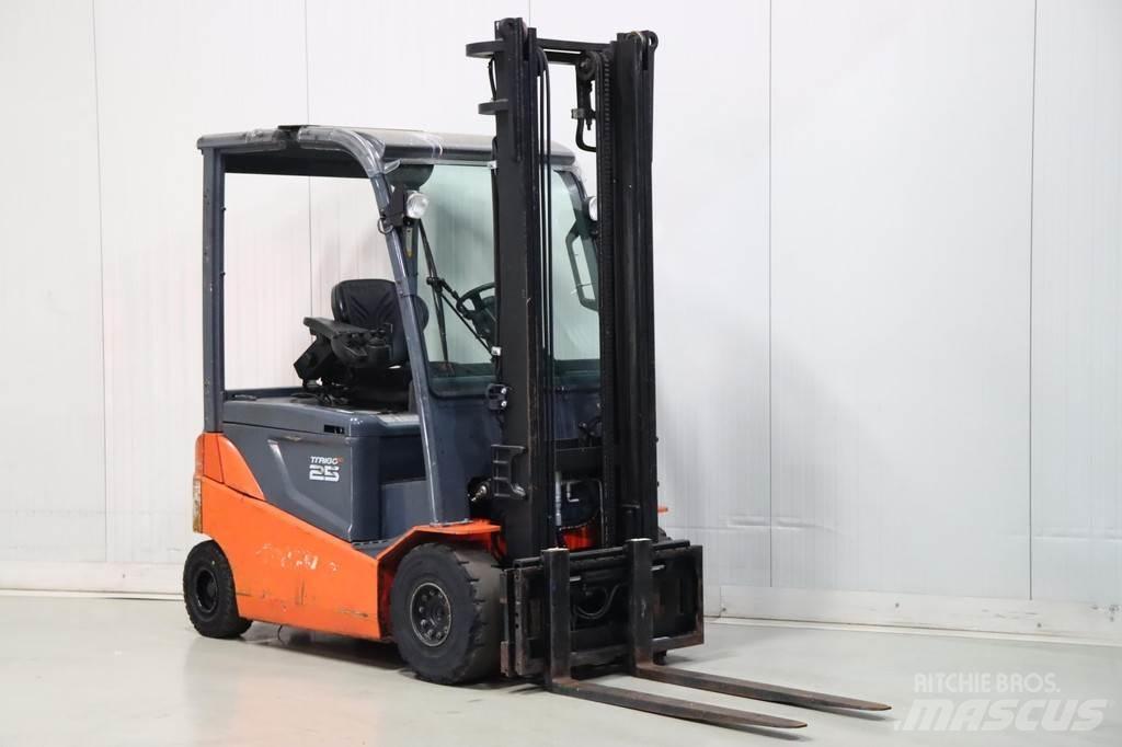 Toyota 8FBMKT25 Elektro Stapler