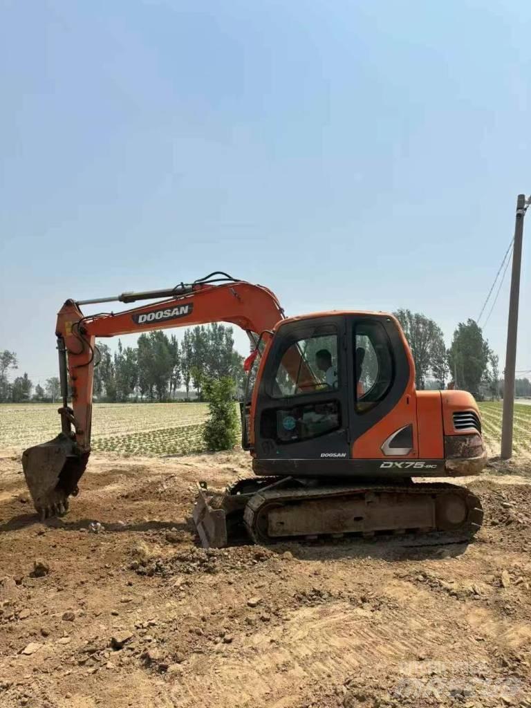 Doosan DX 75-9 Raupenbagger