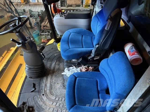 New Holland CX 8080 Mähdrescher