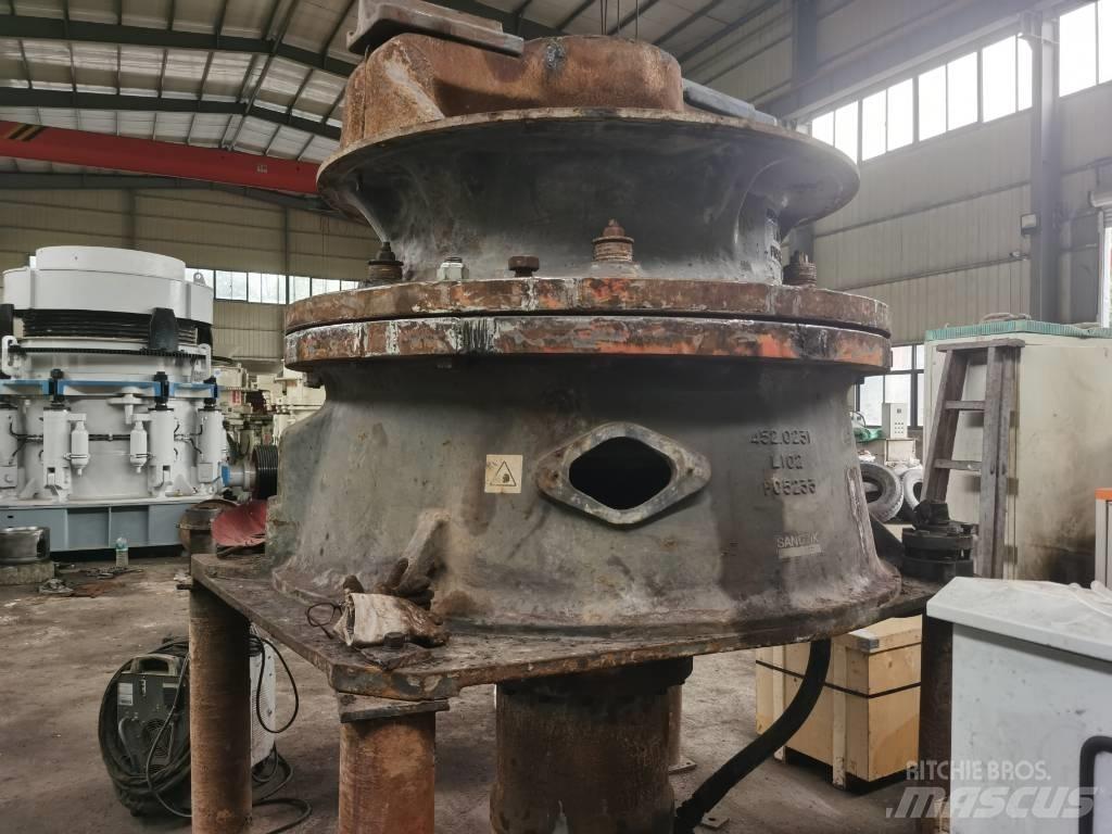 Sandvik CH 440 Pulverisierer