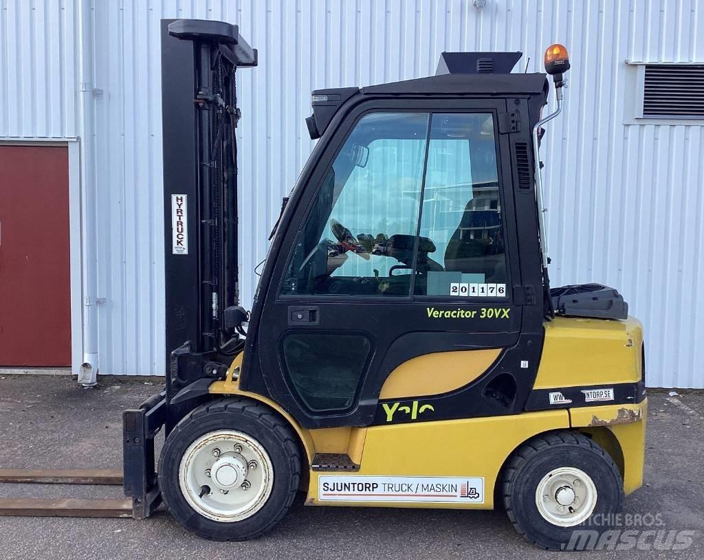 Yale GDP30VX Diesel Stapler