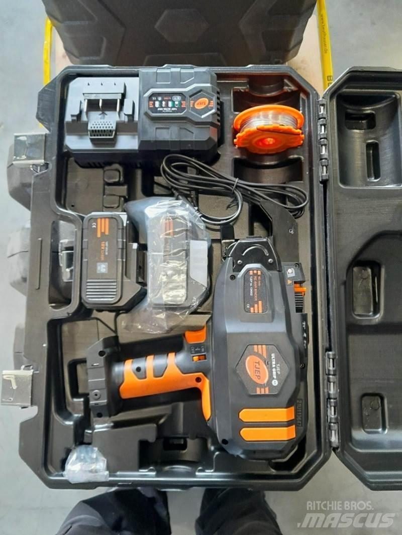  ULTRA GRIP 40 Sonstige Baumaschinen
