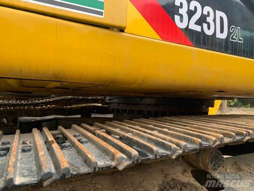 CAT 323 D L Raupenbagger