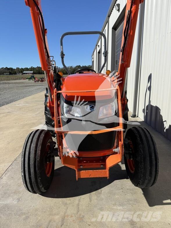 Kubota MX5200 Traktoren