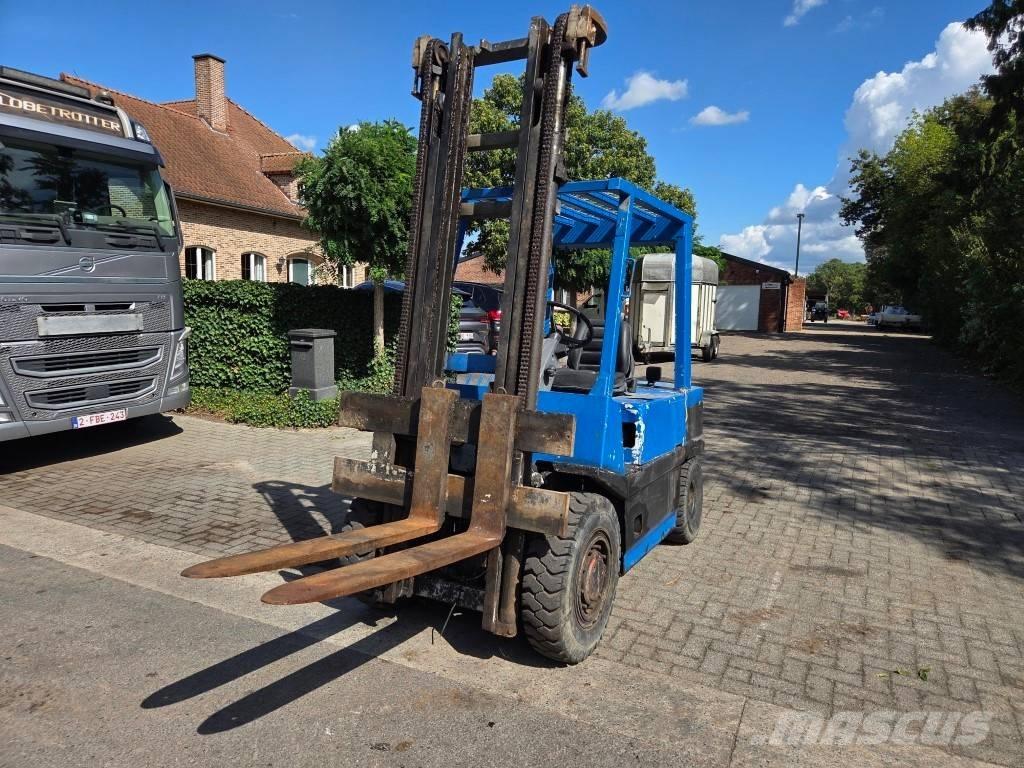 Fiat DI 35 C Diesel Stapler