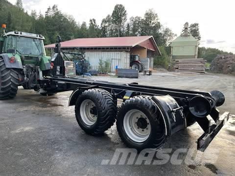 Palmse Trailer 115 Auflieger-Absetzkipper