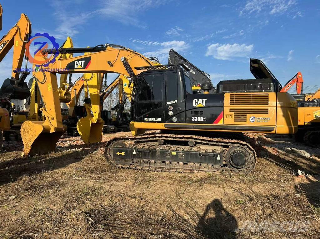CAT 330 D2 LC Raupenbagger