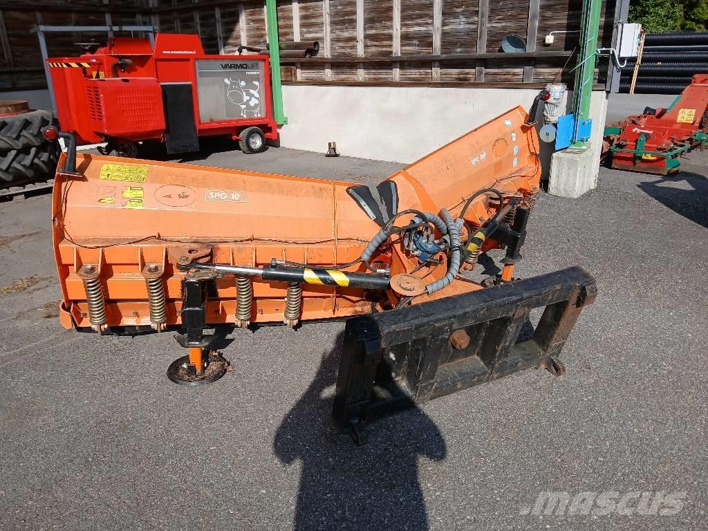Pronar SPO-300 Schneeschilde und -pflüge