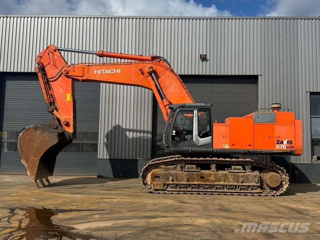Hitachi ZX670LCH-3 Raupenbagger