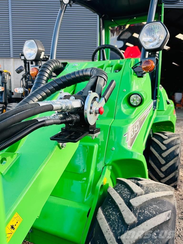 Avant 735 Multifunktionslader