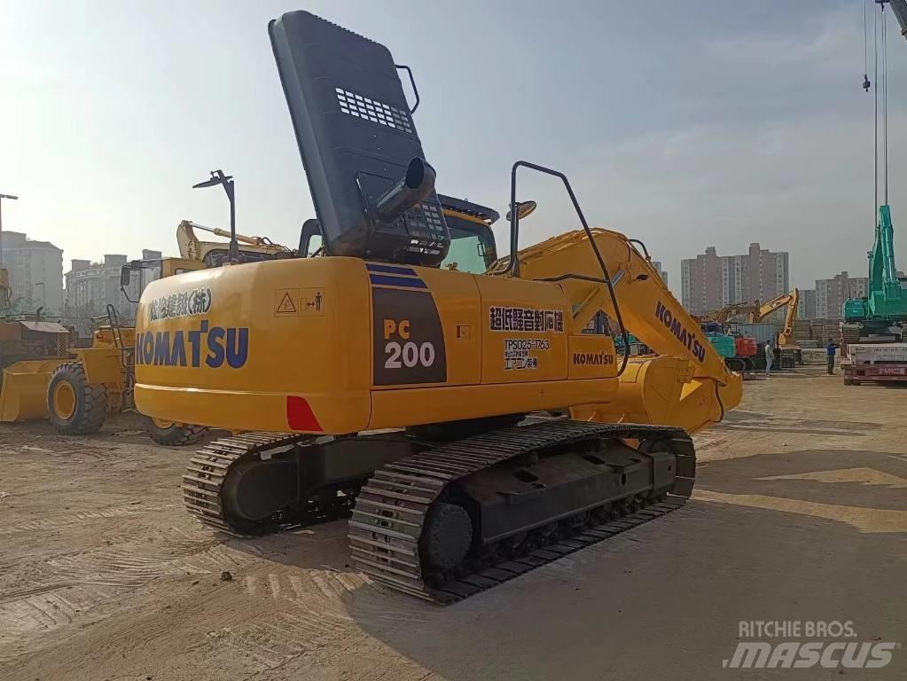 Komatsu pc200-8 Raupenbagger