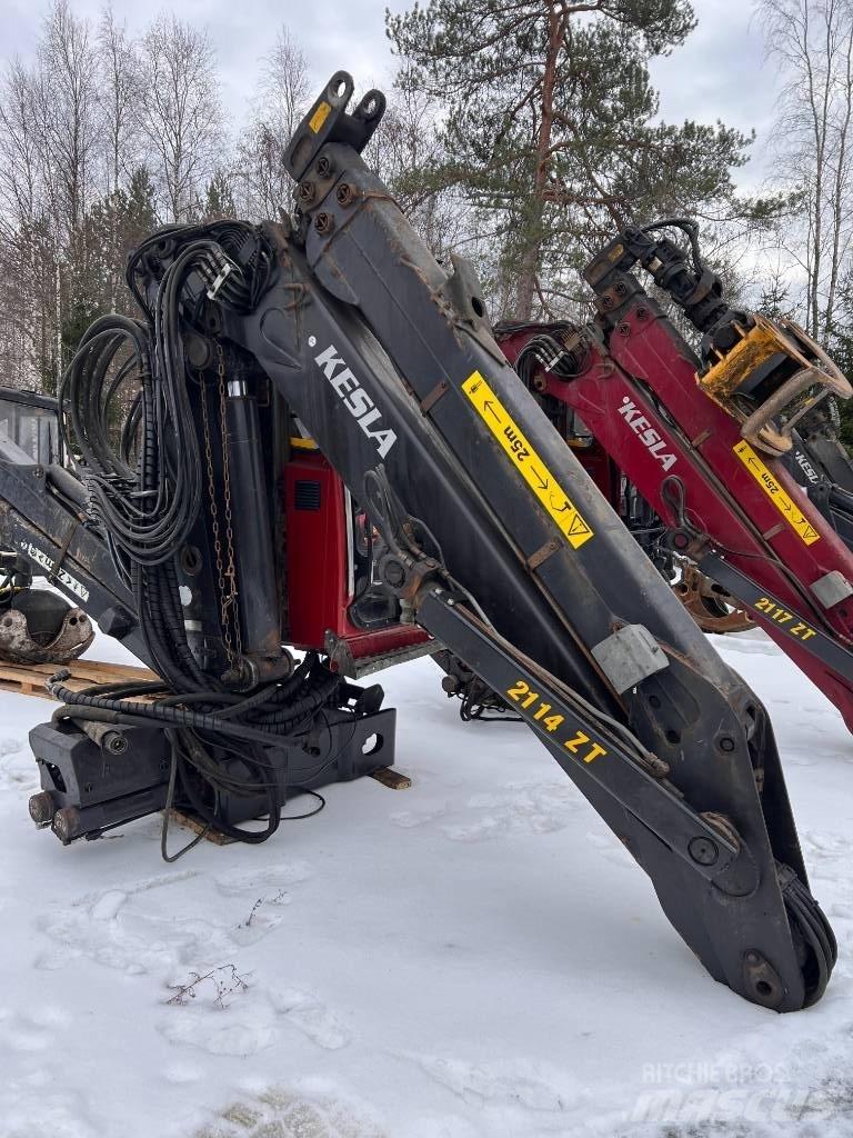 Kesla 2114 ZT Holzkrane