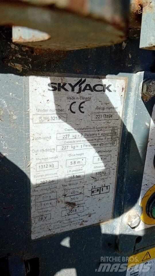SkyJack SJ 3219 Scheren-Arbeitsbühnen
