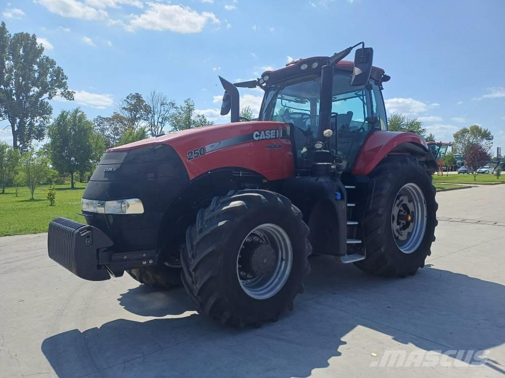 Case IH Magnum 250 Traktoren