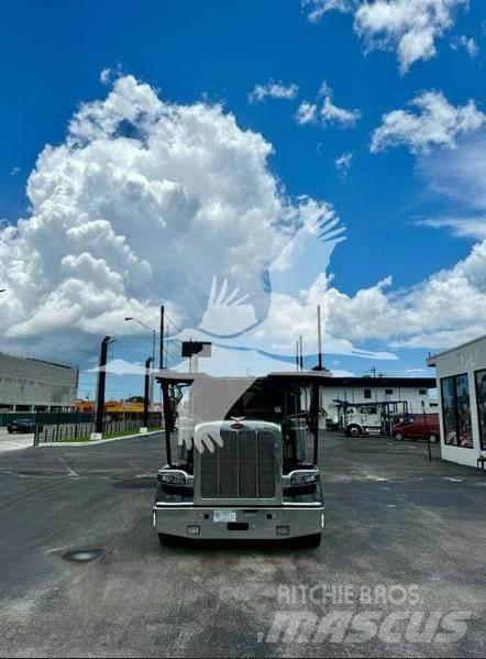 Peterbilt 389 Sonstige Baumaschinen