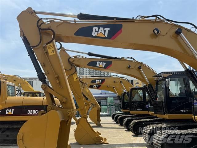 CAT 323 D L Raupenbagger