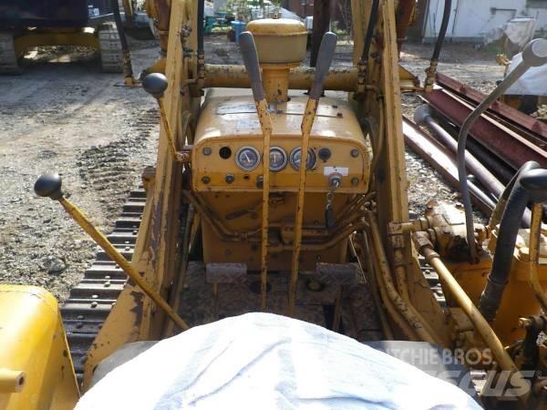 Komatsu D20S-3 Bulldozer