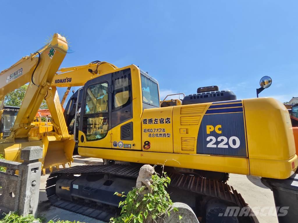 Komatsu PC 220-8 Raupenbagger