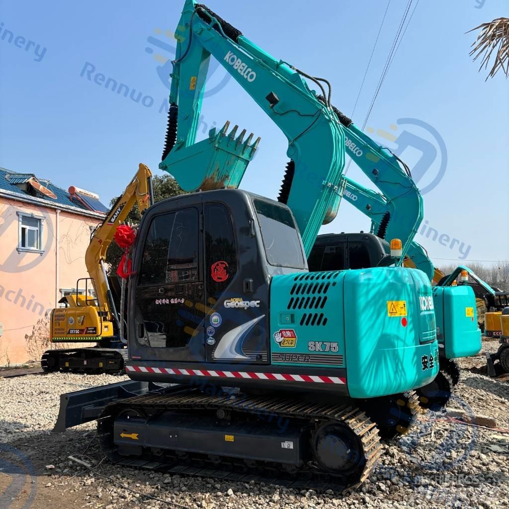 Kobelco SK75 Raupenbagger