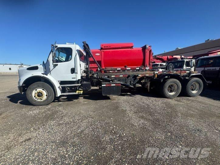 Freightliner M2 Absetzkipper