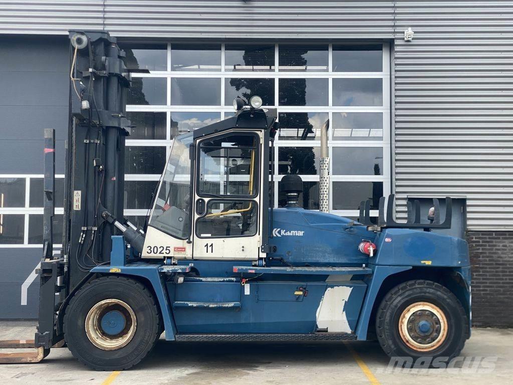Kalmar DCE 160-12 Diesel Stapler